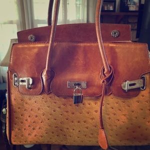 Hermes ostrich purse, great condition